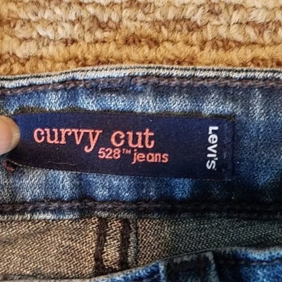 Levi's 528 Jeans Mid Rise Curvy Cut Bootcut WOMEN'S 9M Juniors Denim WOMAN'S - Picture 5 of 13